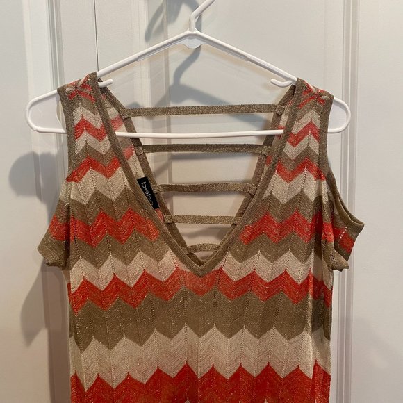 Bebe Metallic Cold Shoulder Top with Tie Waist Size Medium - Picture 4 of 9